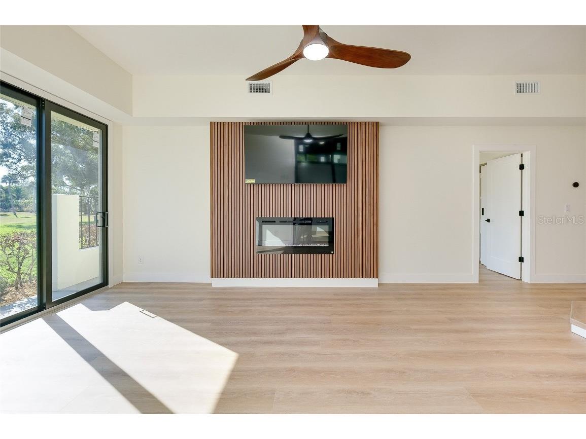 2221 Meadowlake Court #A3 Sarasota FL 34235 A4672533 image12