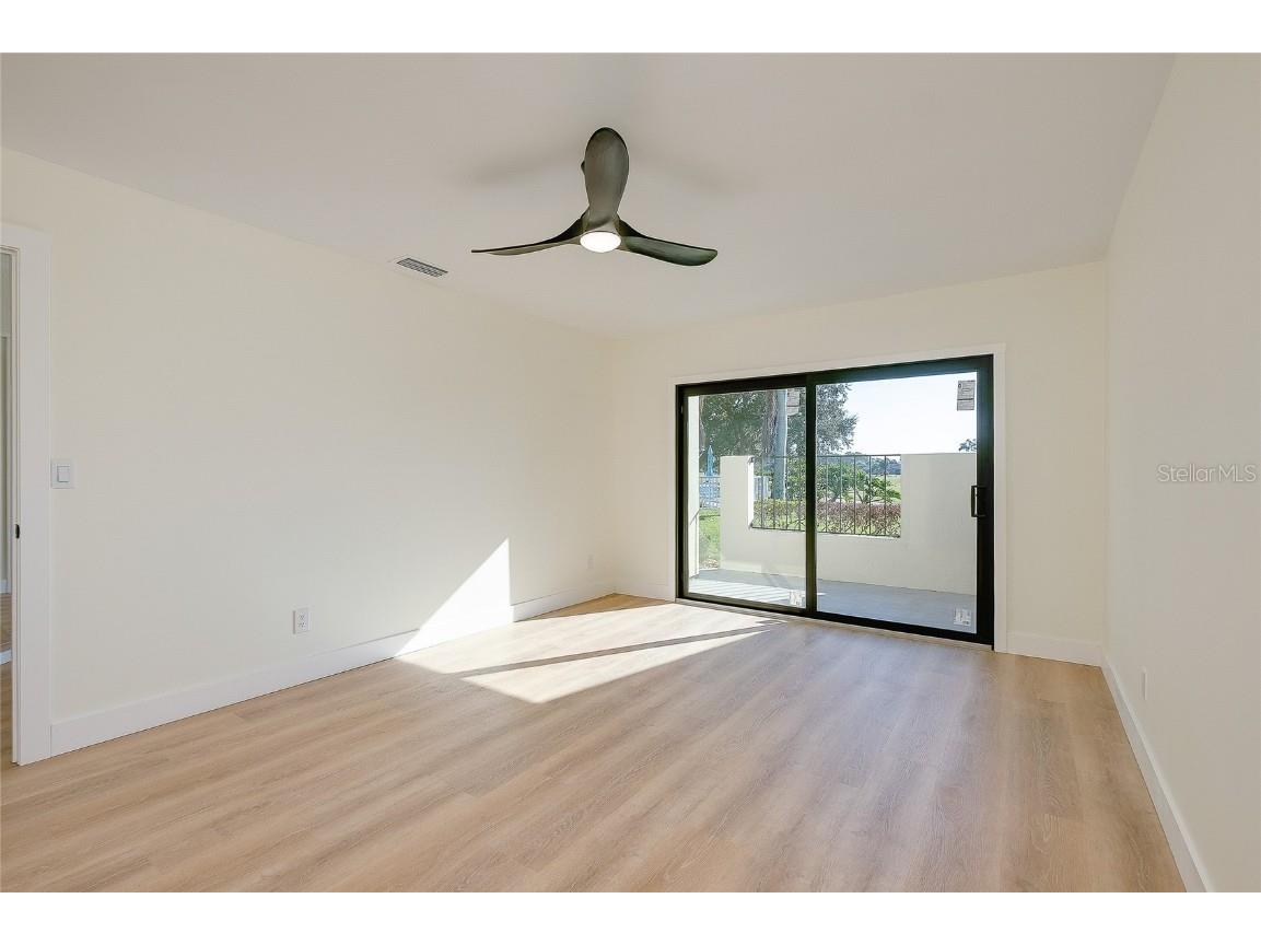 2221 Meadowlake Court #A3 Sarasota FL 34235 A4672533 image16