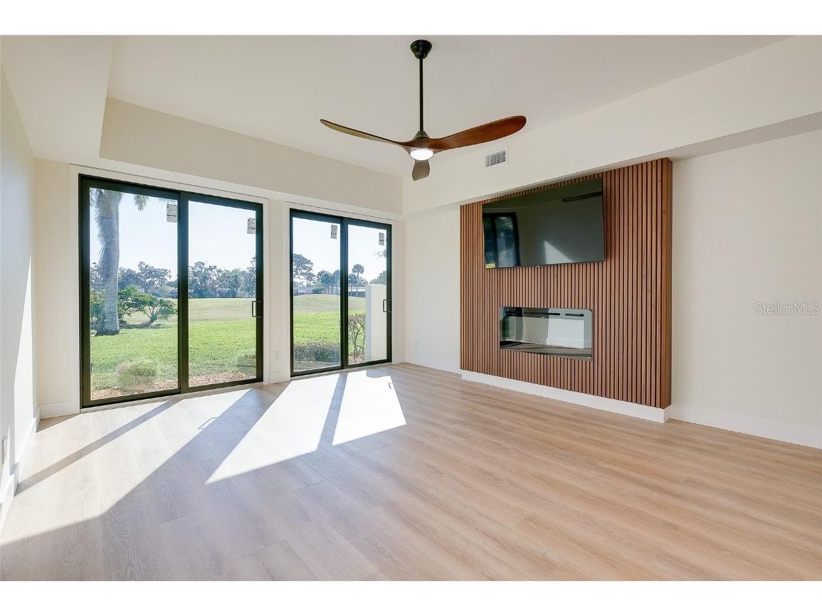 2221 Meadowlake Court #A3 Sarasota FL 34235 A4672533 image2