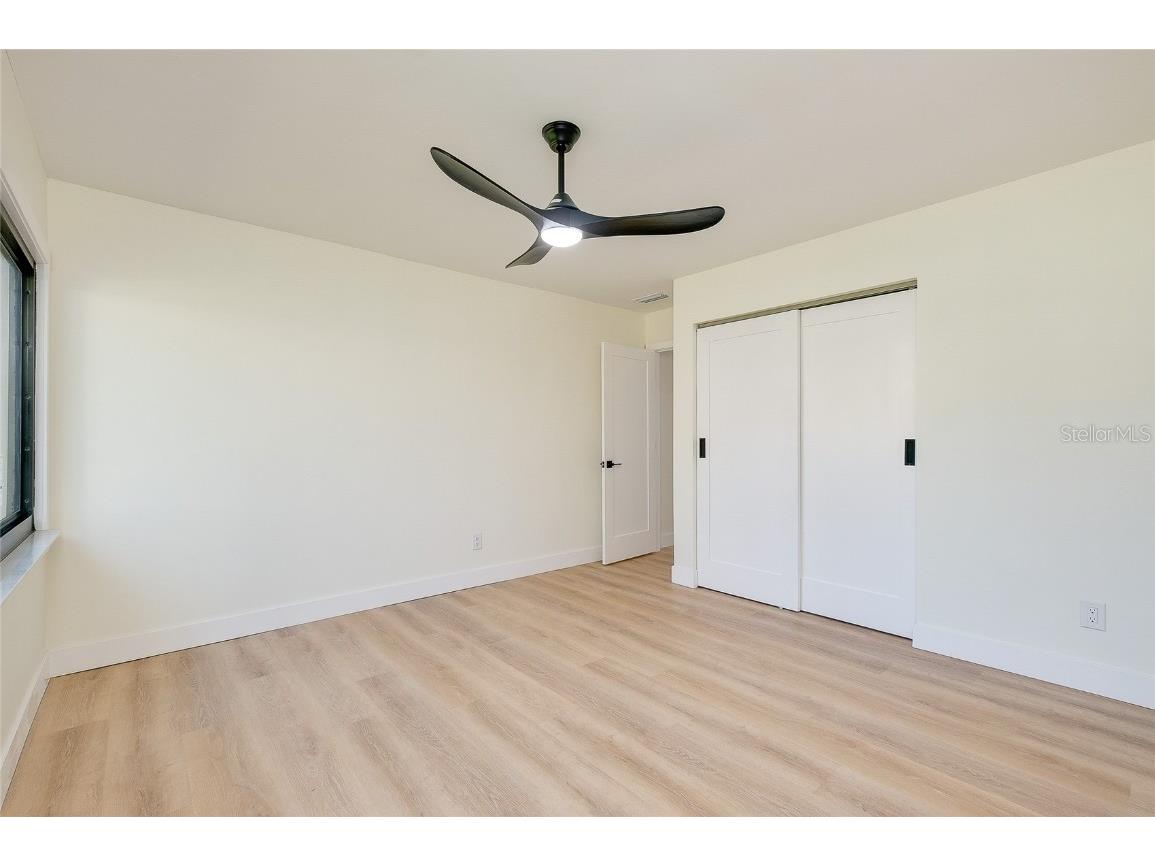 2221 Meadowlake Court #A3 Sarasota FL 34235 A4672533 image25