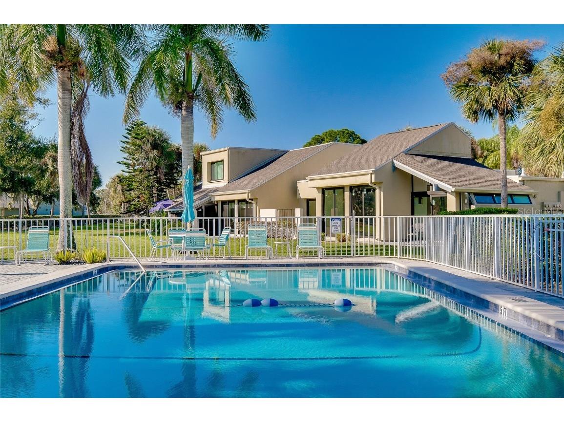 2221 Meadowlake Court #A3 Sarasota FL 34235 A4672533 image36