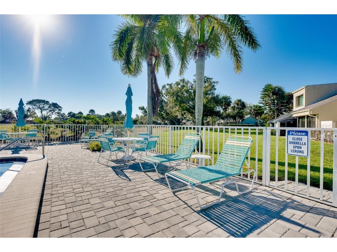 2221 Meadowlake Court #A3 Sarasota FL 34235 A4672533 image37