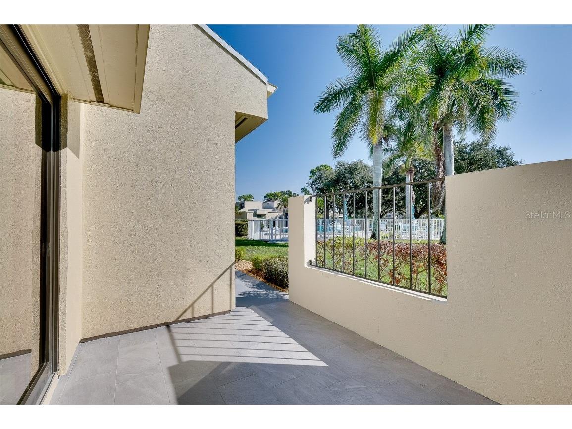 2221 Meadowlake Court #A3 Sarasota FL 34235 A4672533 image38