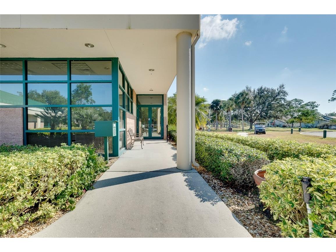 2221 Meadowlake Court #A3 Sarasota FL 34235 A4672533 image57