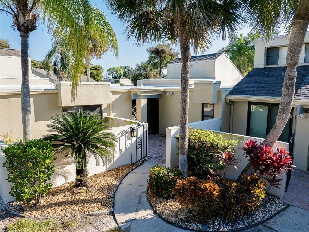 2221 Meadowlake Court #A3 Sarasota FL 34235 A4672533 image72