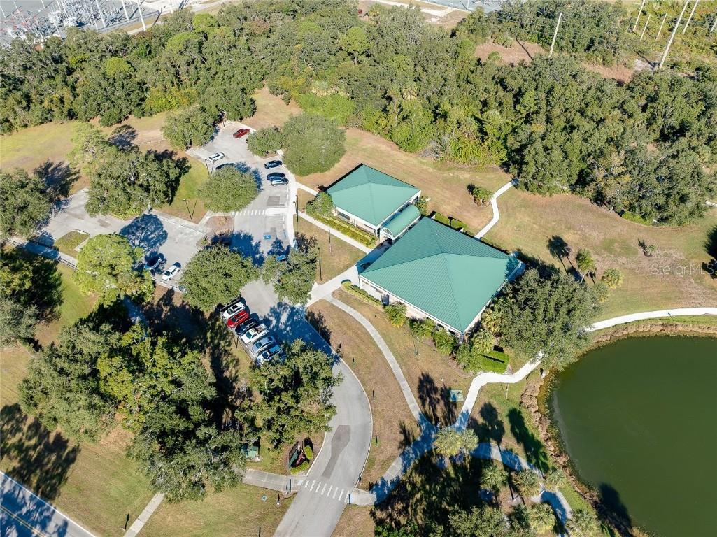 2221 Meadowlake Court #A3 Sarasota FL 34235 A4672533 image78