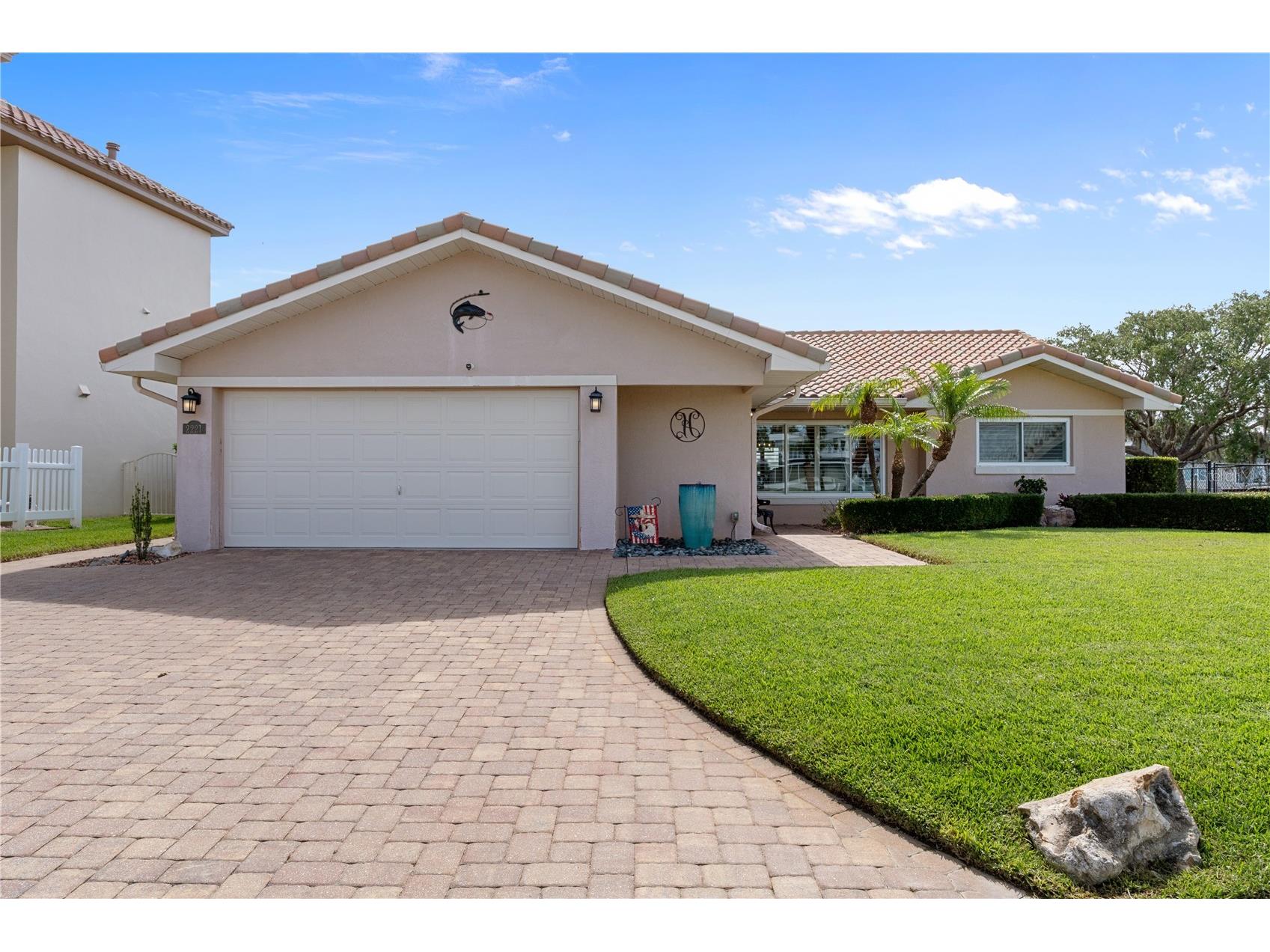 2221 N Kings Cove Point Crystal River FL 34429 - CRYSTAL RIVER OM725568 image1