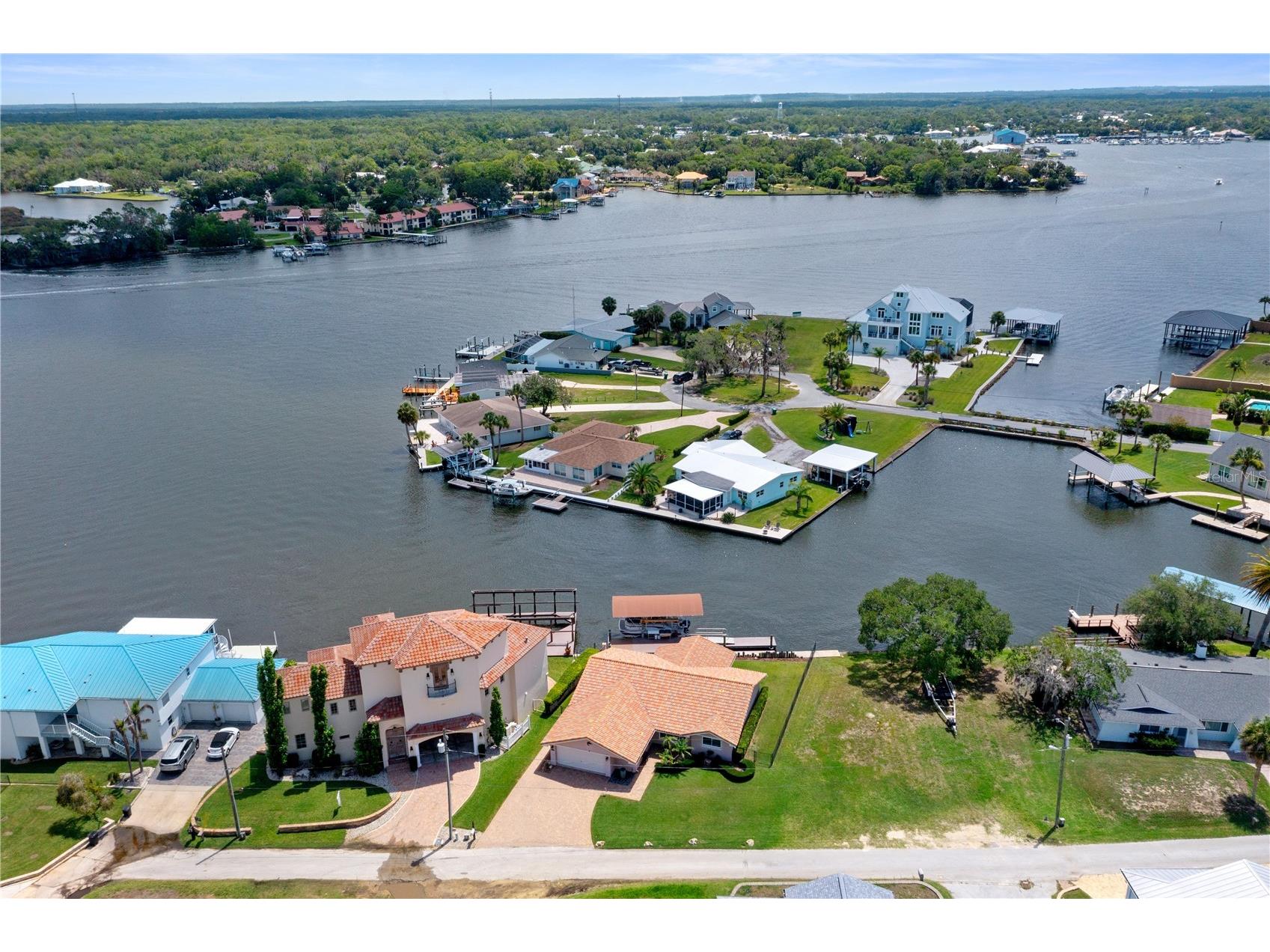 2221 N Kings Cove Point Crystal River FL 34429 - CRYSTAL RIVER OM725568 image2