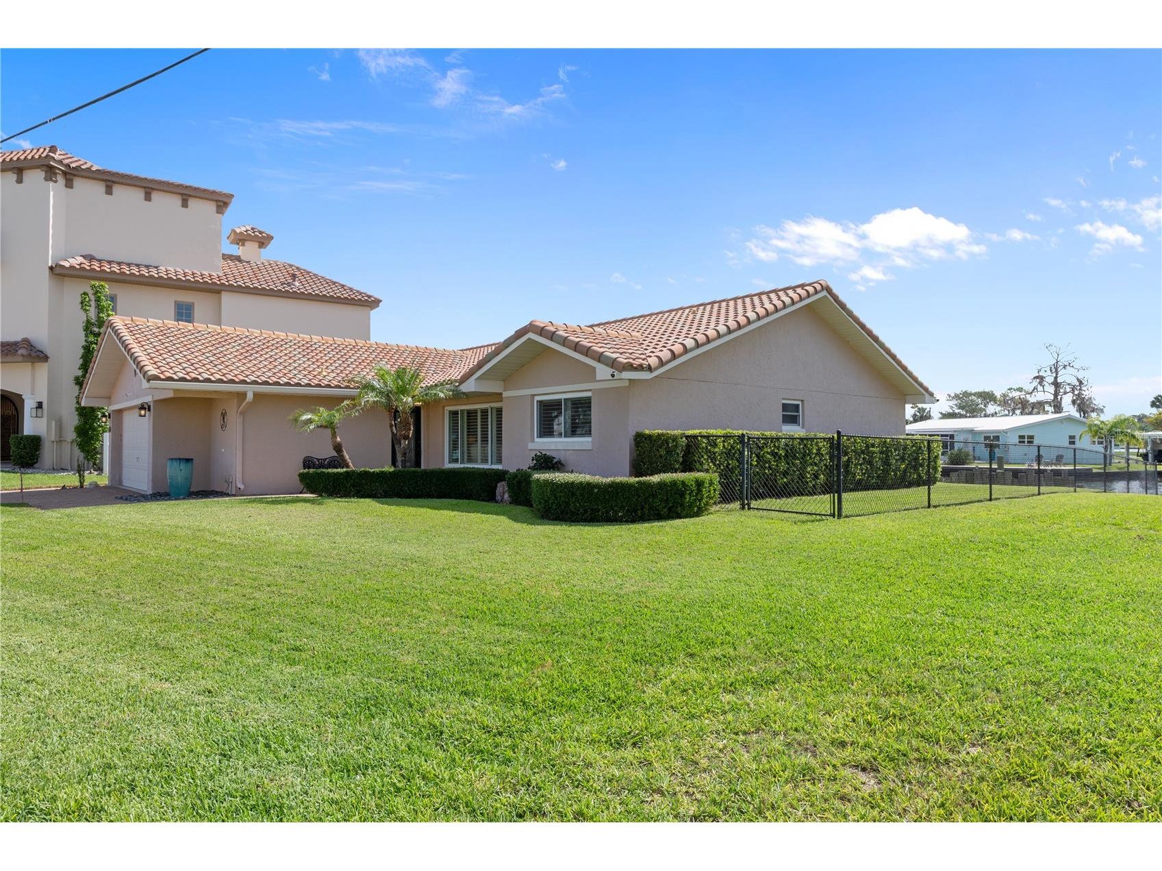 2221 N Kings Cove Point Crystal River FL 34429 - CRYSTAL RIVER OM725568 image3