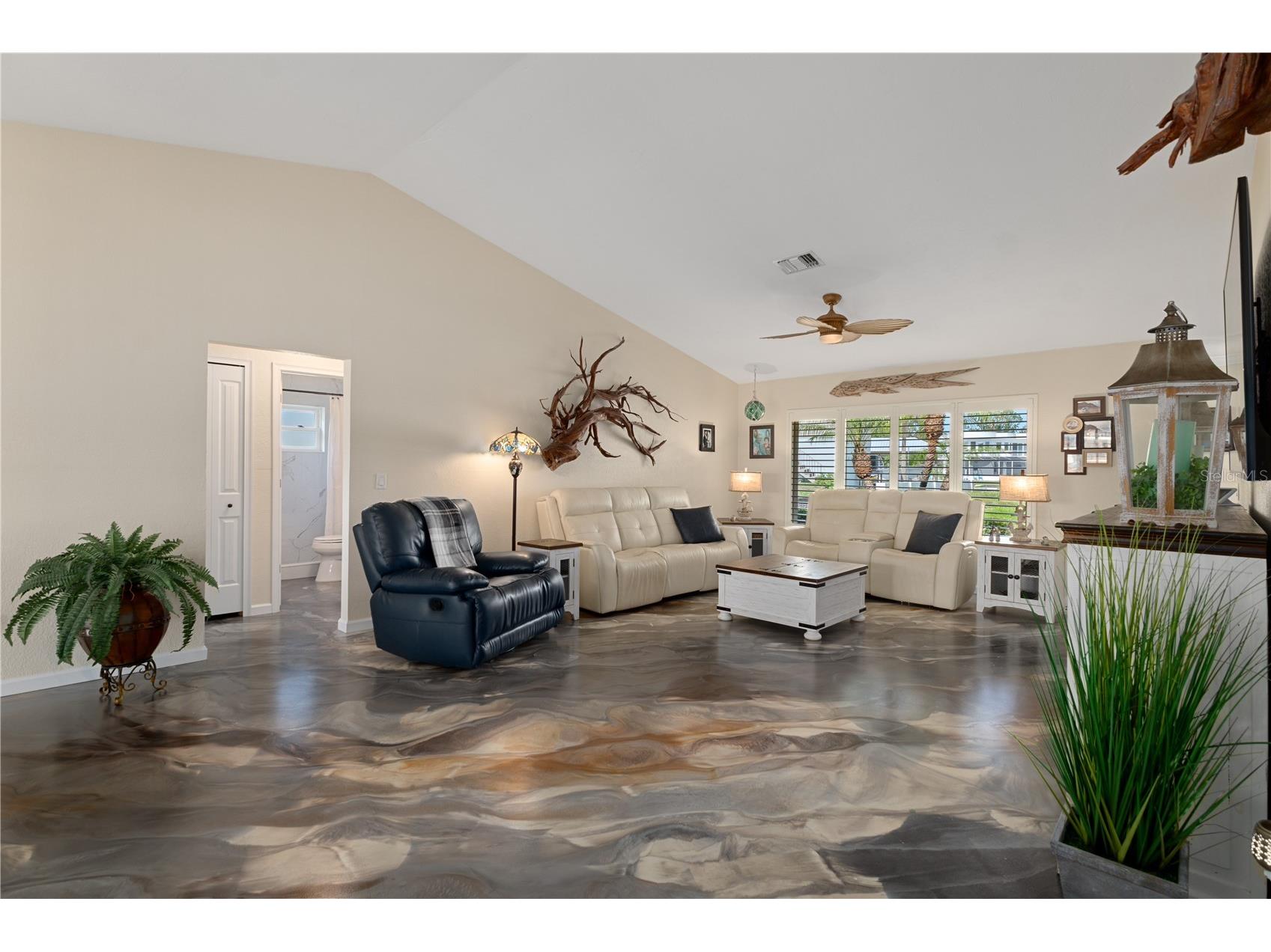2221 N Kings Cove Point Crystal River FL 34429 - CRYSTAL RIVER OM725568 image7