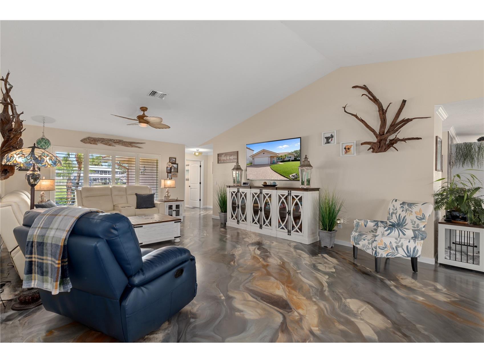 2221 N Kings Cove Point Crystal River FL 34429 - CRYSTAL RIVER OM725568 image8