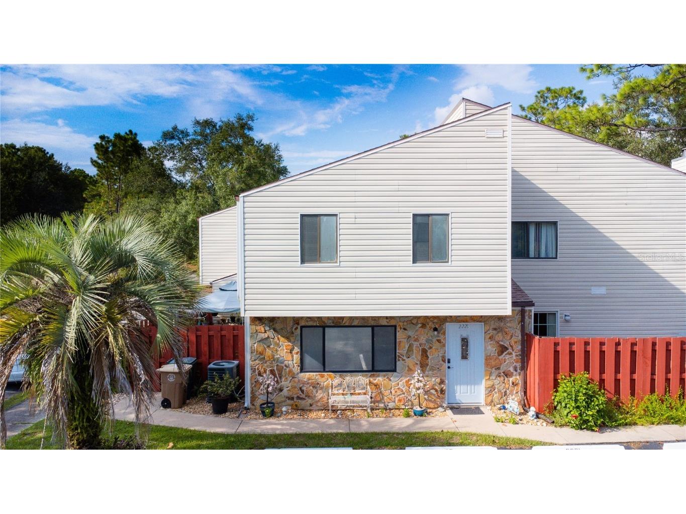 2221 NE 45th Avenue Ocala FL 34470 OM664659 image1