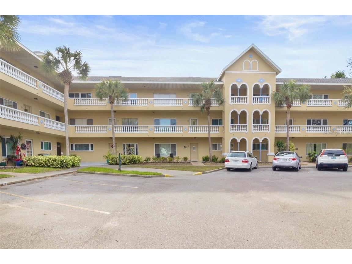 2221 Norwegian Drive #35 Clearwater FL 33763 U8187811 image1