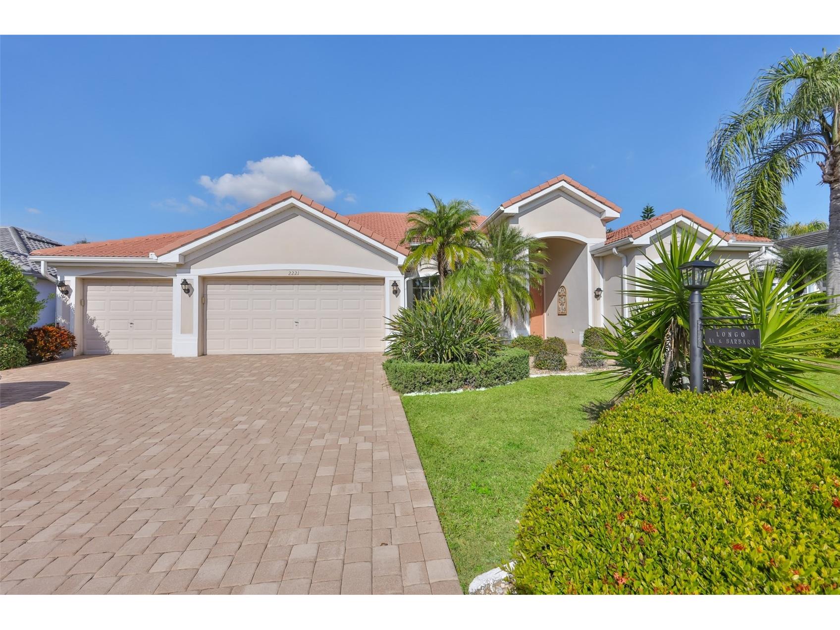 2221 Platinum Dr  