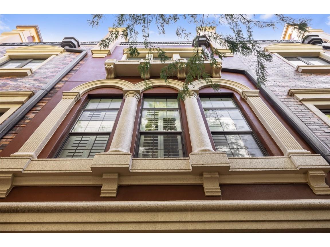 2221 Soho Bay Court Tampa FL 33606 T3484171 image1