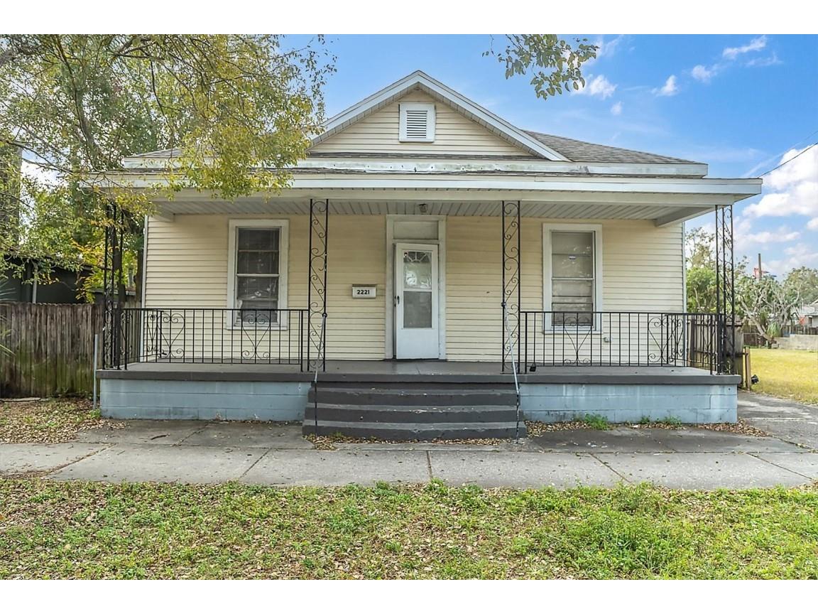 2221 Stuart Street Tampa FL 33605 W7871580 image1