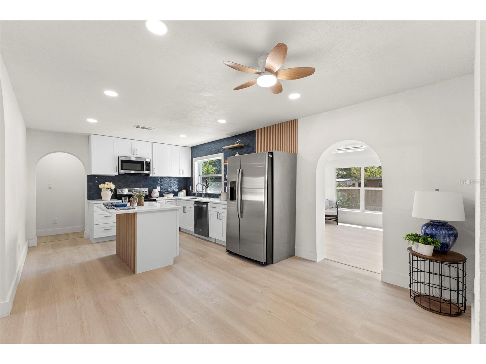 2221 Terrace Drive N Clearwater FL 33765 TB8484442 image12