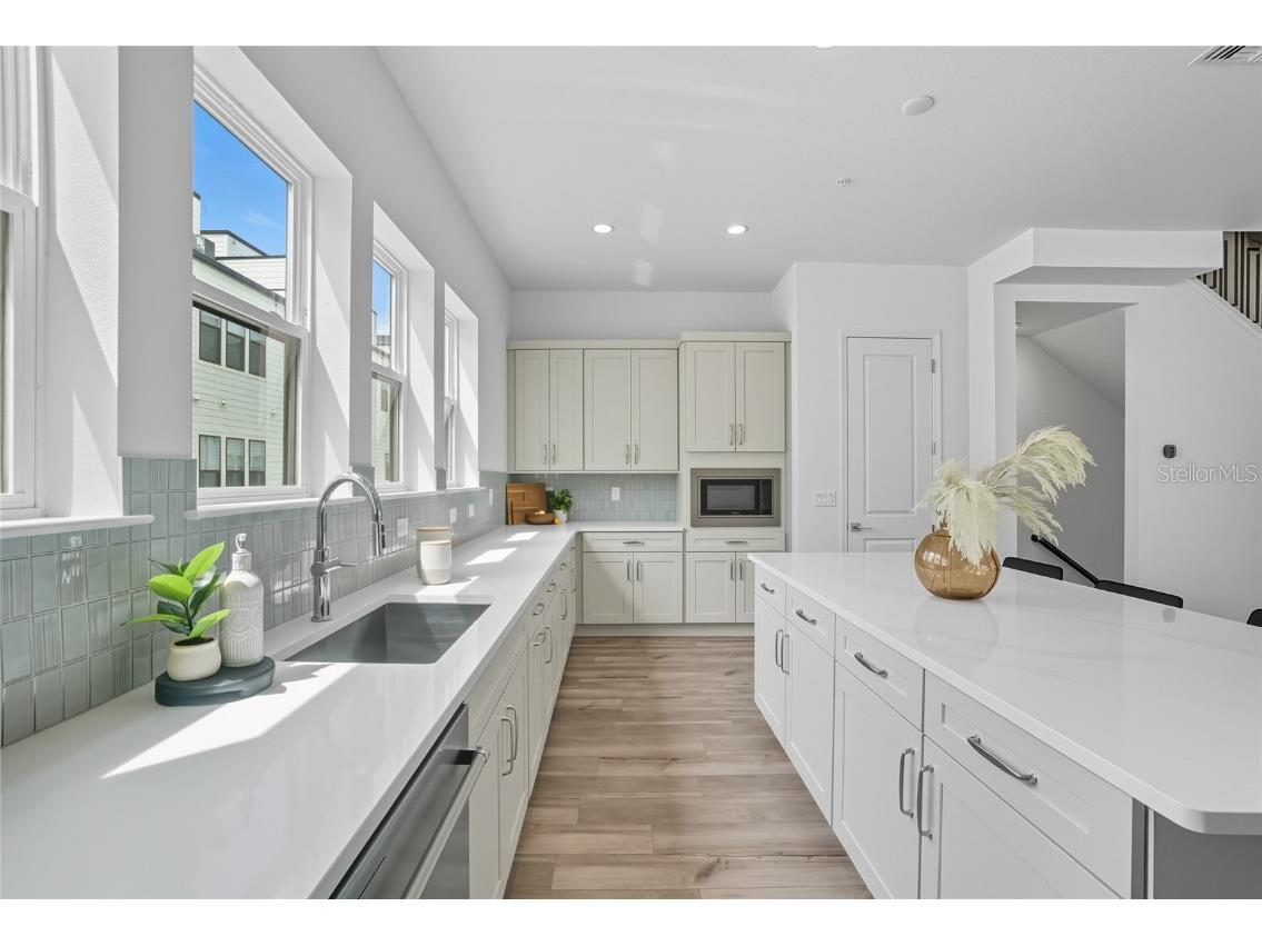 2221 Valentine Alley Orlando FL 32804 O6277895 image12