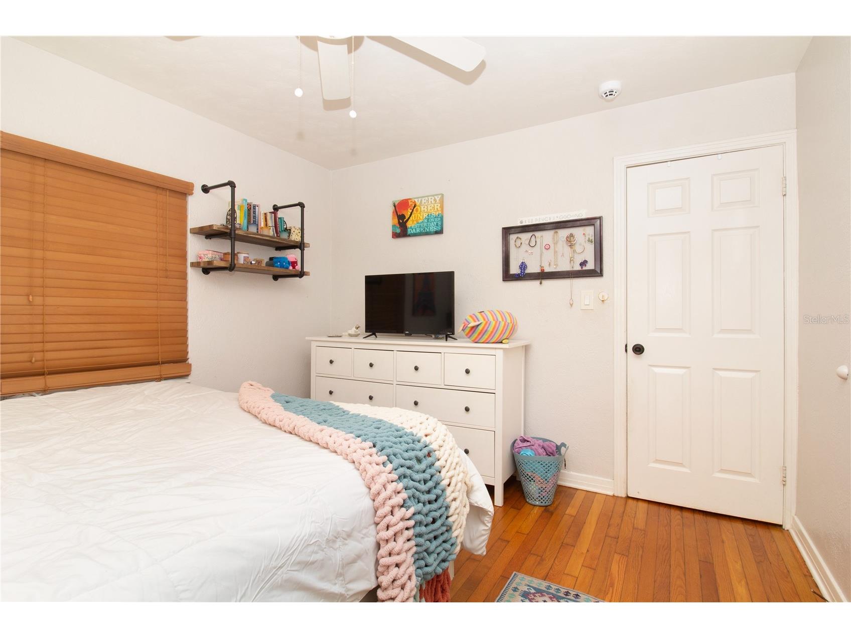 2222 34th Avenue N Saint Petersburg FL 33713 TB8506178 image17