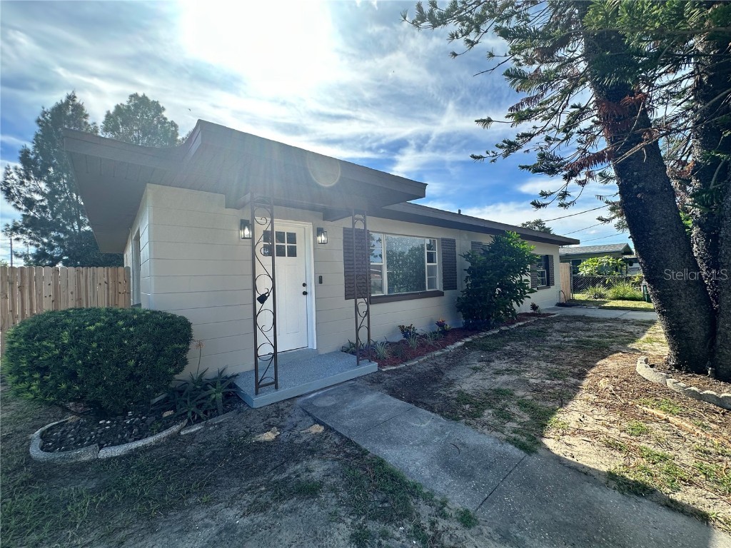 2222 9th Street NW Winter Haven FL 33881 TB8424998 image1