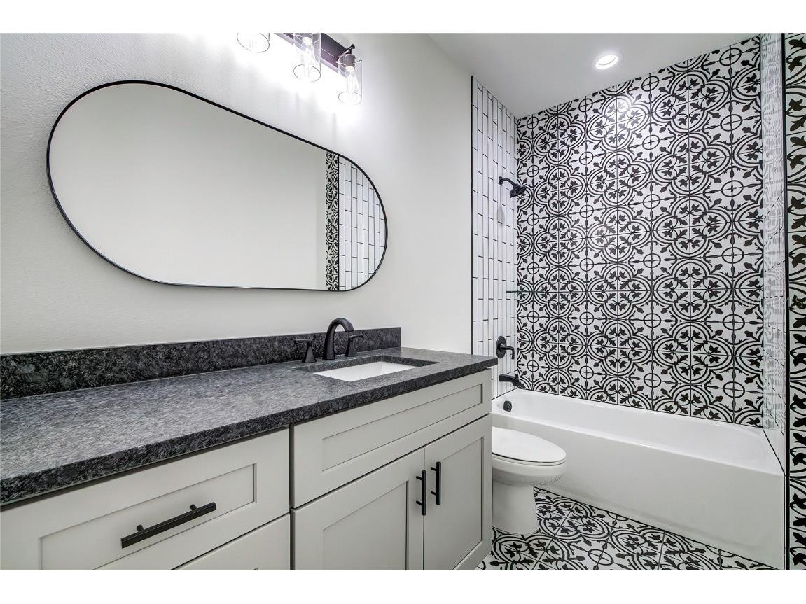 2222 E Clark Street Tampa FL 33605 TB8410553 image22