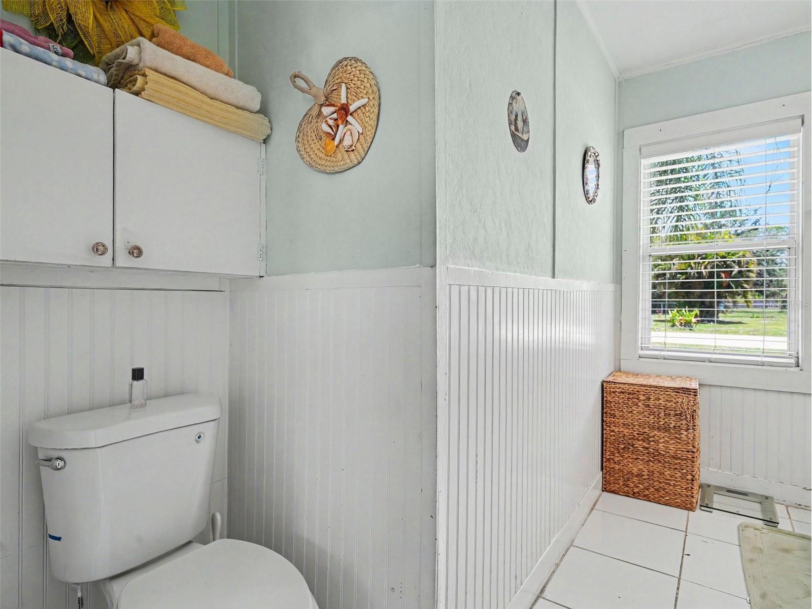 2222 Florinda Street Sarasota FL 34231 A4693347 image10