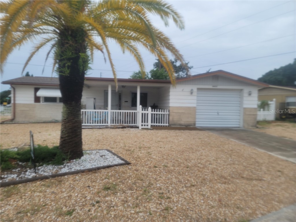 2222 Maureen Drive Holiday FL 34690 W7856688 image1