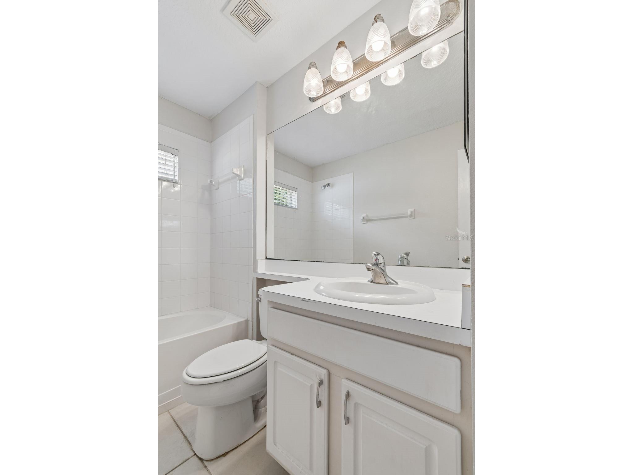 2222 Roanoke Springs Drive Ruskin FL 33570 TB8504660 image25