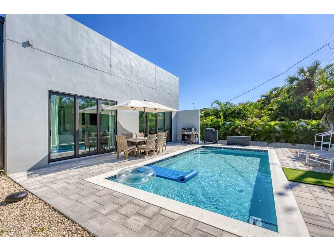 2222 Webber Street Sarasota FL 34239 A4666118 image10