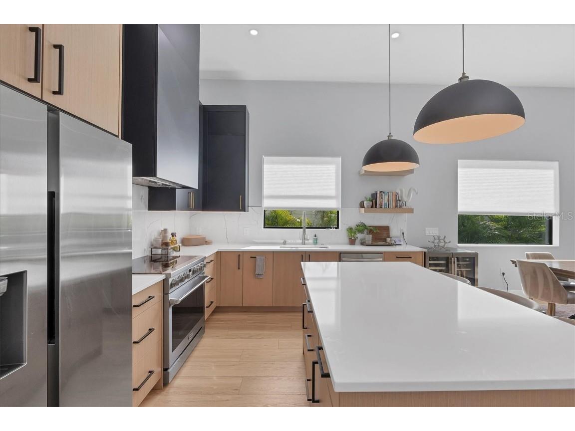 2222 Webber Street Sarasota FL 34239 A4666118 image19