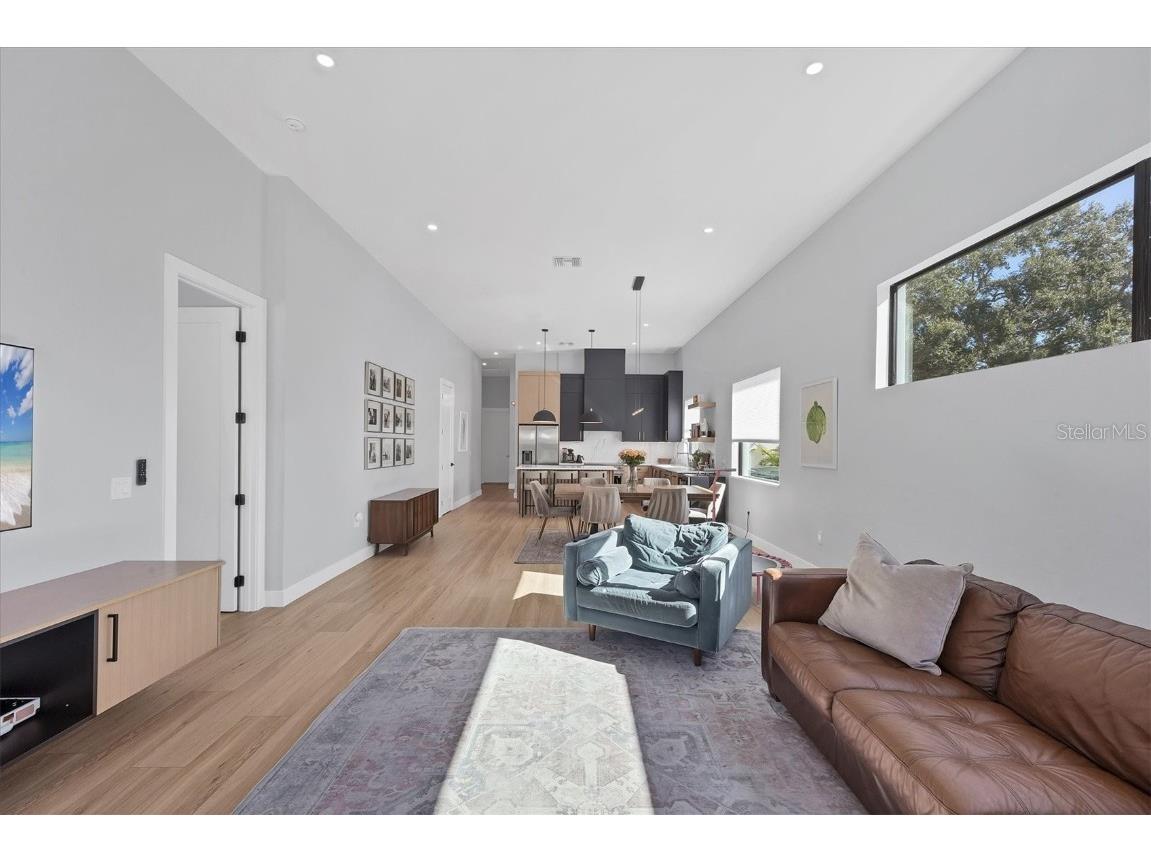 2222 Webber Street Sarasota FL 34239 A4666118 image37