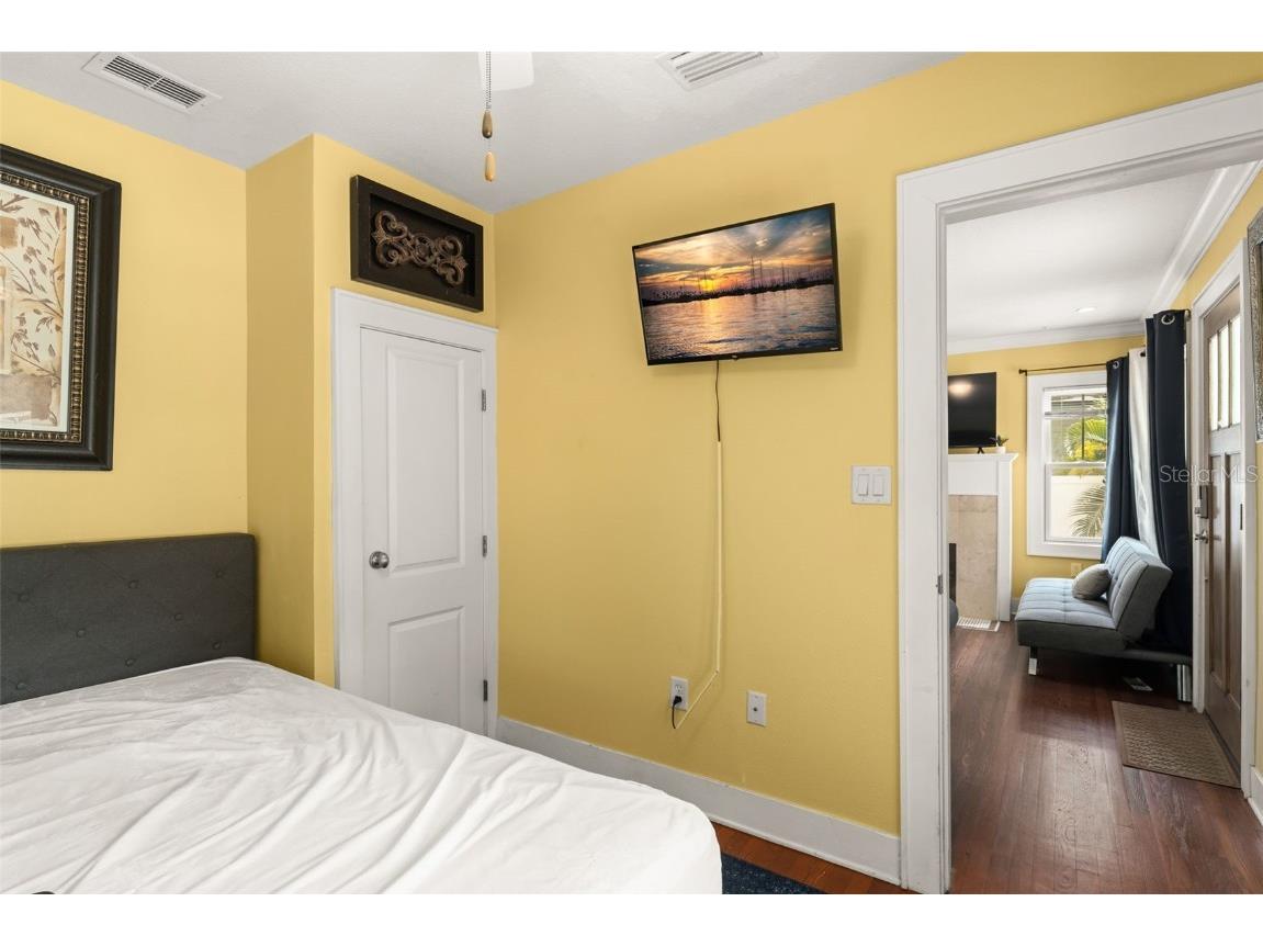 2223 Amherst Avenue Orlando FL 32804 O6309275 image36