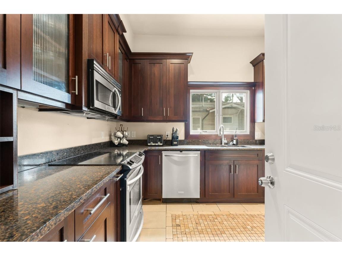 2223 Amherst Avenue Orlando FL 32804 O6309275 image43