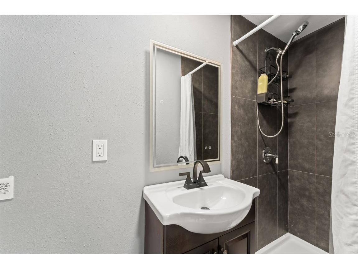 2223 Amherst Avenue Orlando FL 32804 O6309275 image61