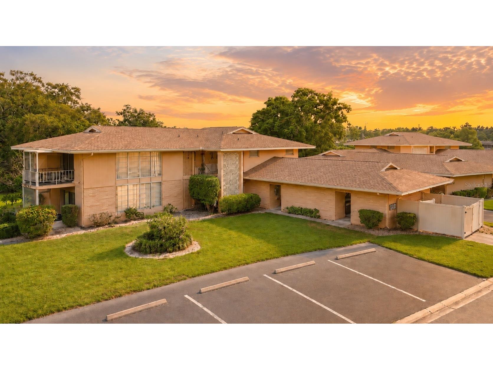2223 Beneva Terrace #2222 Sarasota FL 34232 A4695362 image1