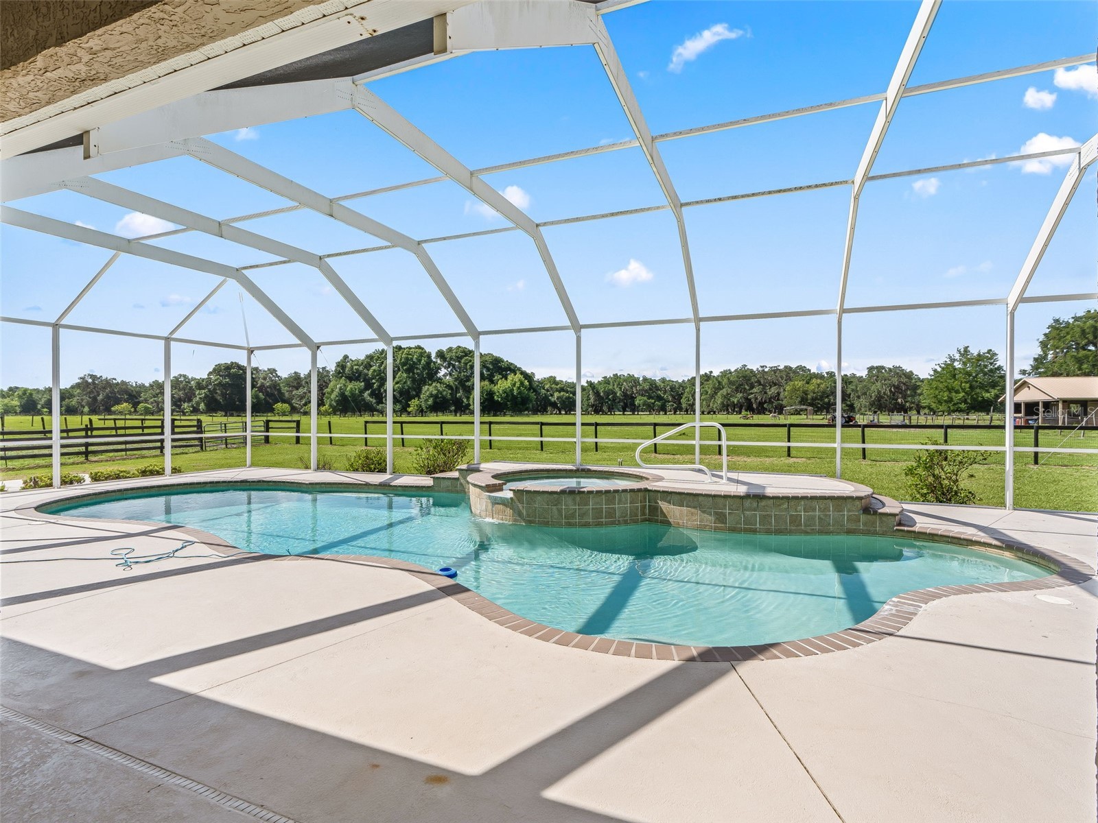 2223 Cr 543 Sumterville FL 33585 TB8513033 image40