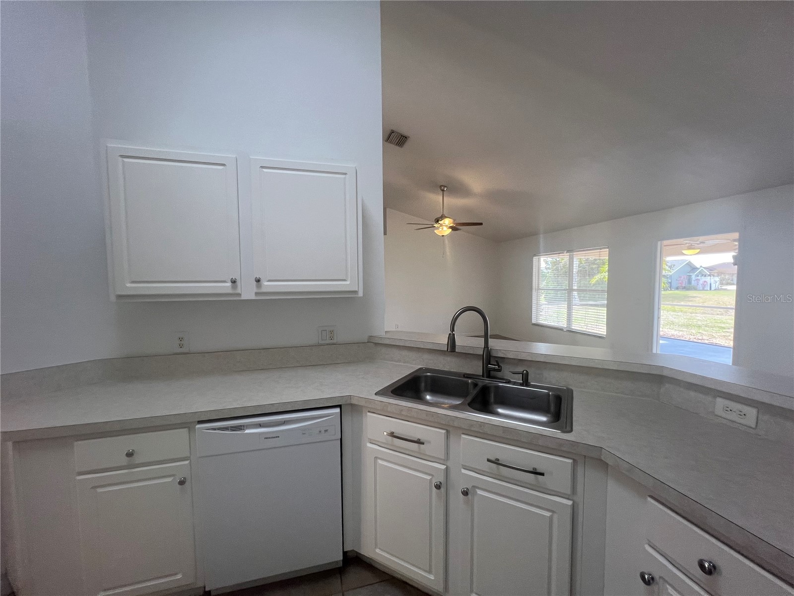 2223 Rio De Janeiro Avenue Punta Gorda FL 33983 C7522519 image5