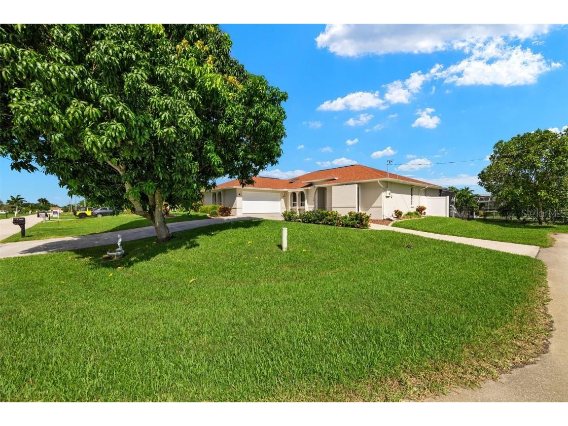 2223 SE 10th Lane Cape Coral FL 33990 C7516753 image9