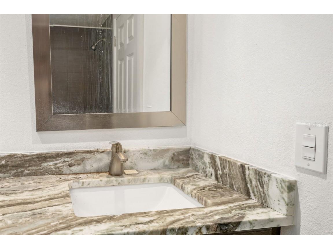 2224 Bahia Vista Street #E1 Sarasota FL 34239 A4668974 image19