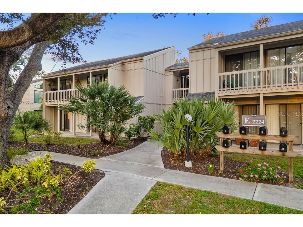 2224 Bahia Vista Street #E1 Sarasota FL 34239 A4668974 image34