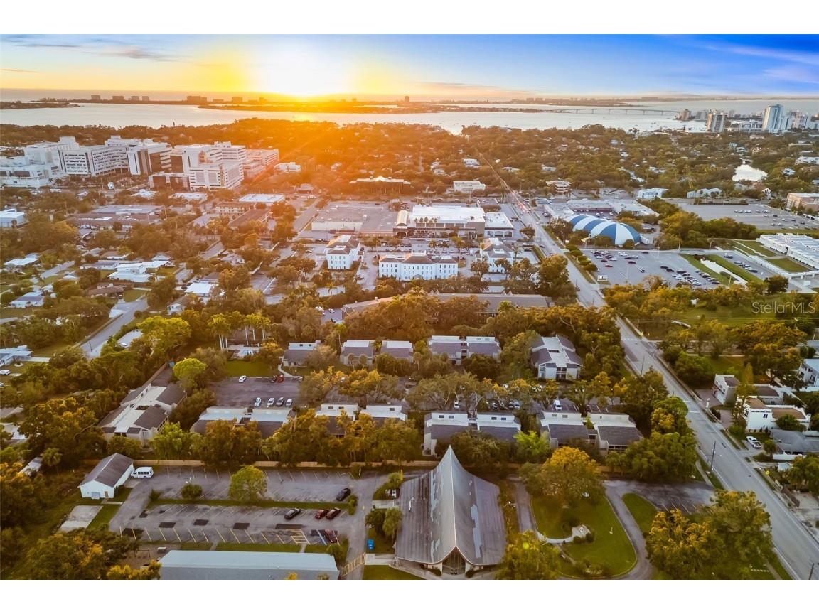 2224 Bahia Vista Street #E1 Sarasota FL 34239 A4668974 image45