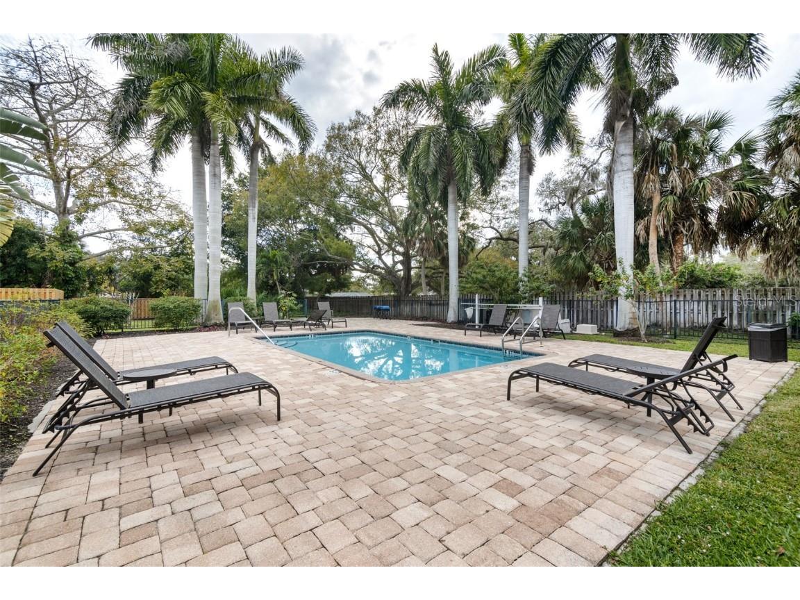 2224 Bahia Vista Street #E6 Sarasota FL 34239 A4645493 image20