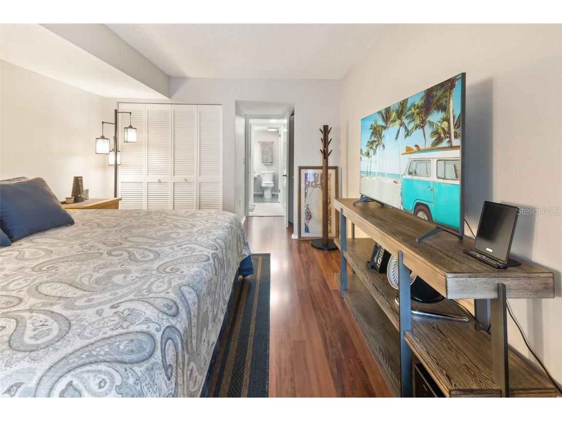 2224 Bahia Vista Street #E6 Sarasota FL 34239 A4645493 image21