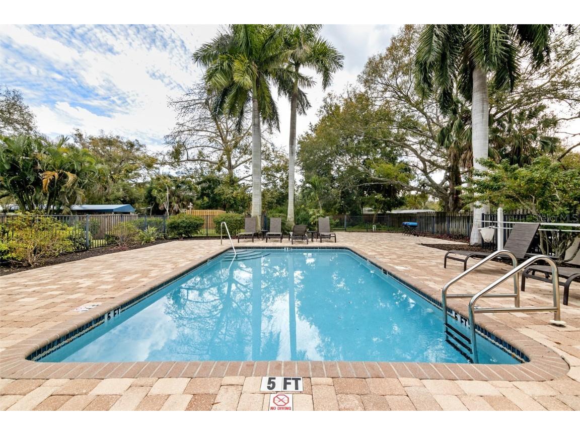 2224 Bahia Vista Street #E6 Sarasota FL 34239 A4645493 image29