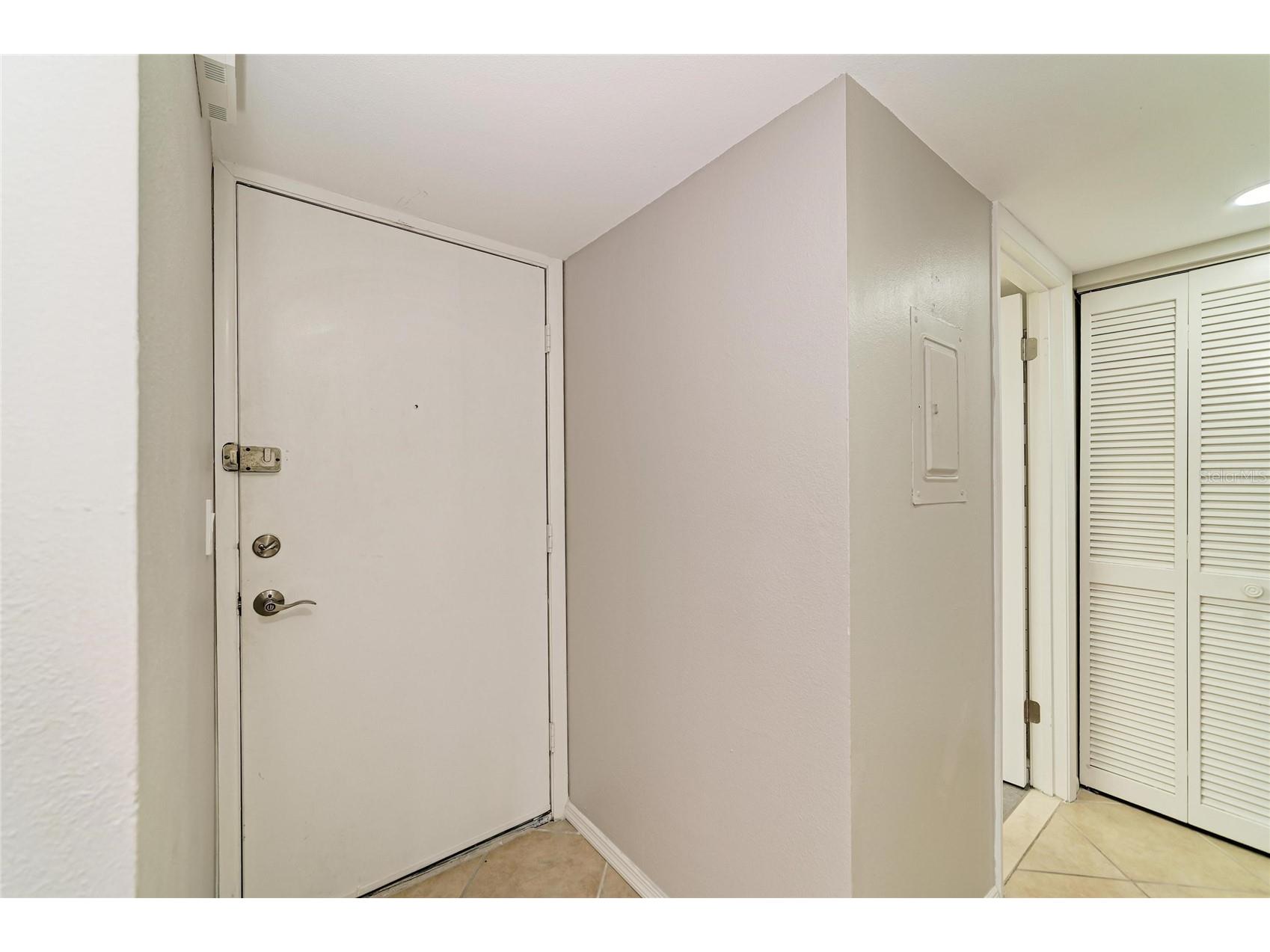 2224 Bahia Vista Street #E6 Sarasota FL 34239 A4695961 image13