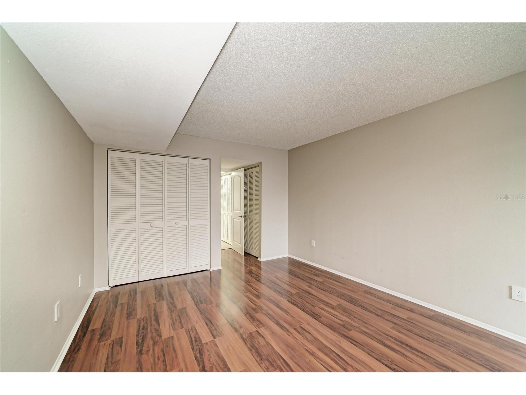 2224 Bahia Vista Street #E6 Sarasota FL 34239 A4695961 image22