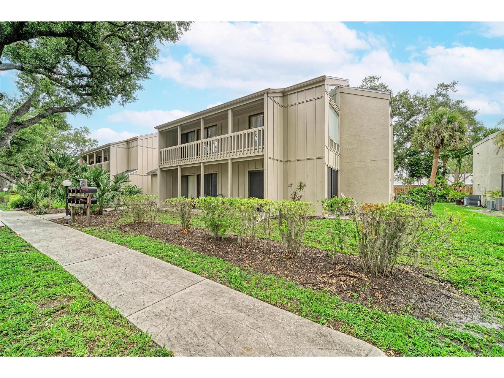 2224 Bahia Vista Street #E6 Sarasota FL 34239 A4695961 image37