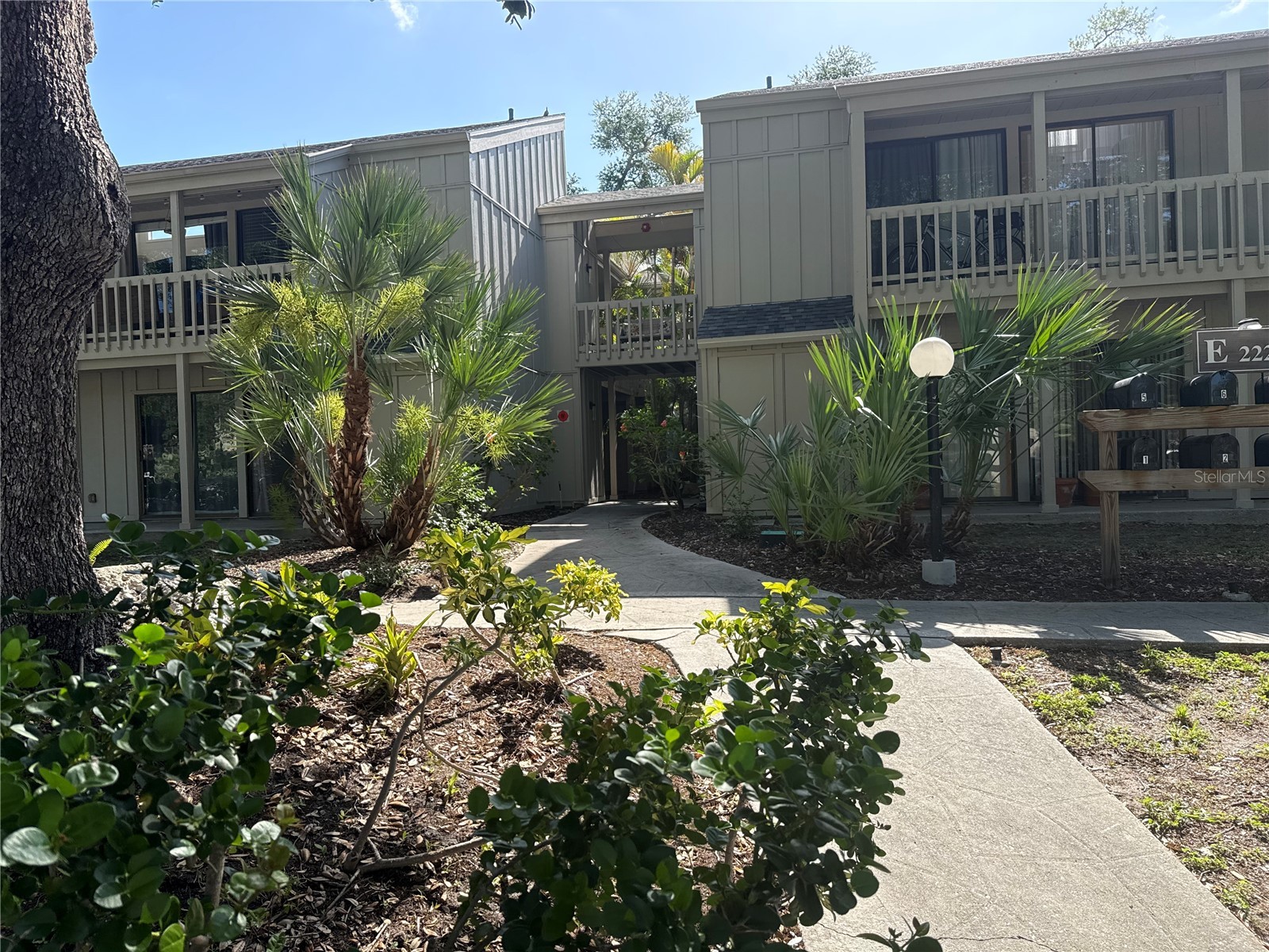 2224 Bahia Vista Street #E6 Sarasota FL 34239 A4695961 image40