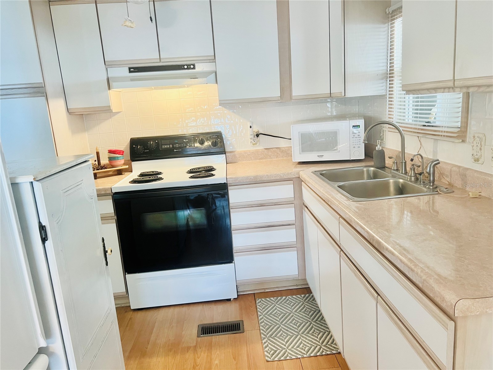 2224 Ca D Oro Drive Sarasota FL 34238 TB8486717 image3