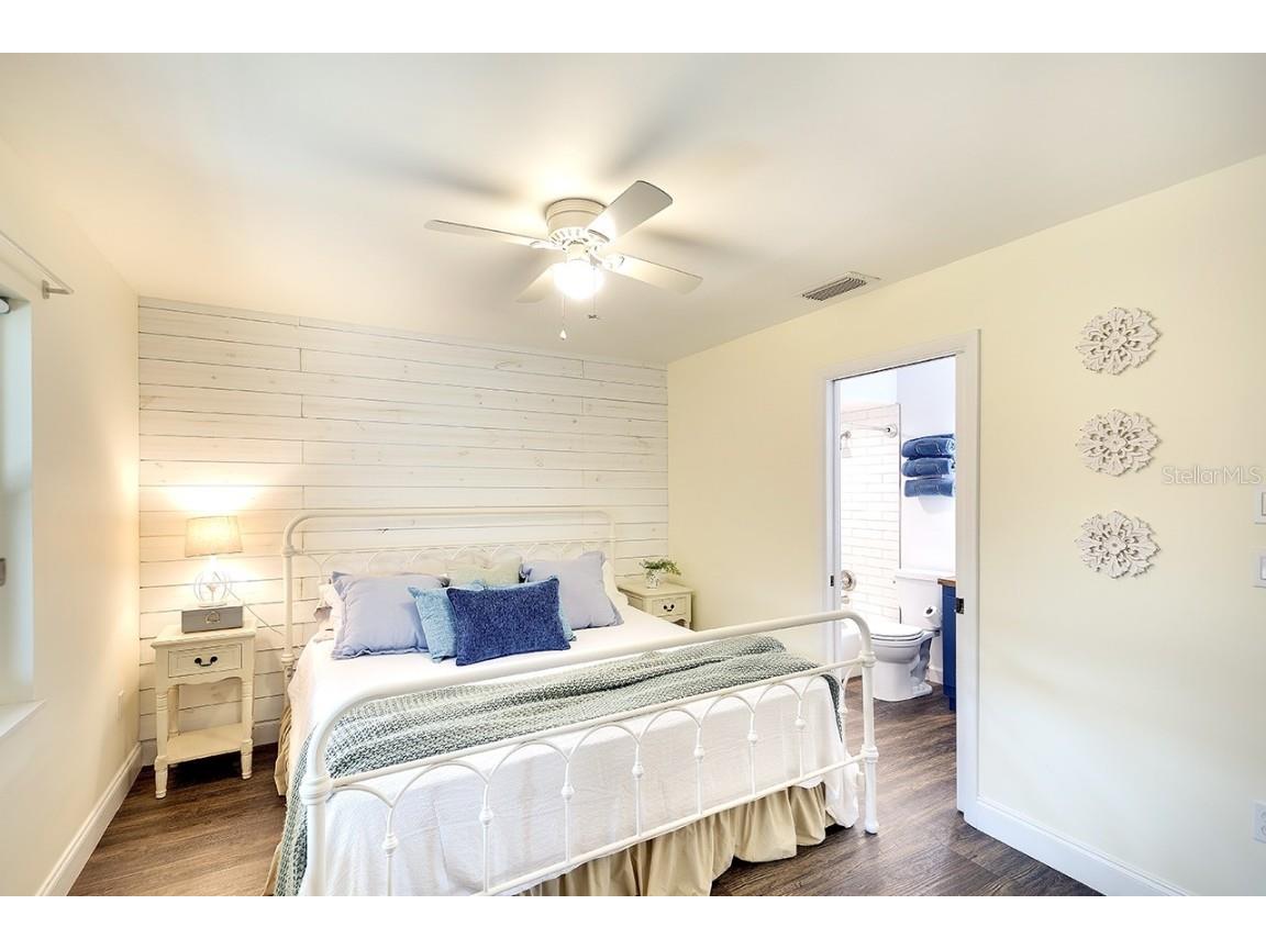 2224 Eugene Street Sarasota FL 34231 A4647246 image18